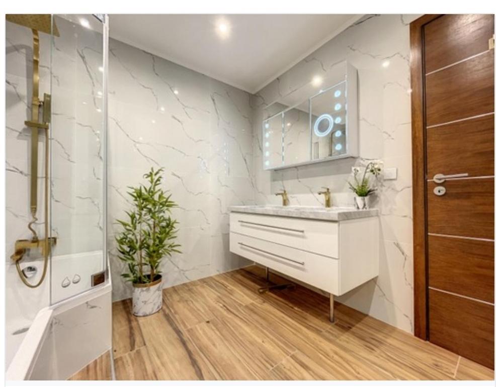 Apartment Palais Des Festivals *